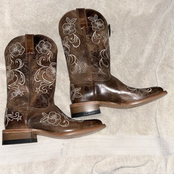 Shoes - Bootbarn Boots for sell!